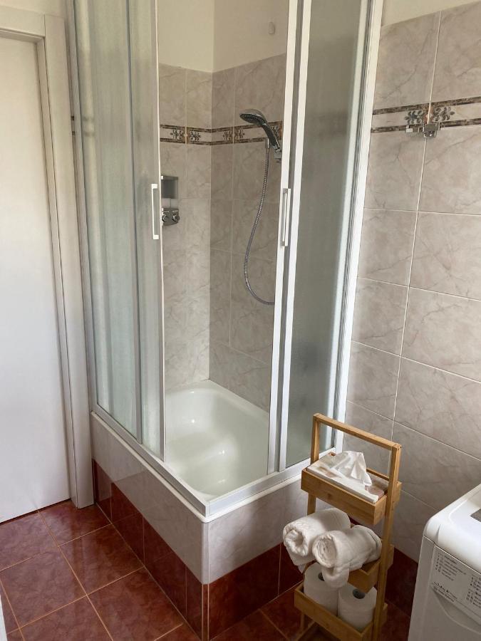 10 Min From The Airport-Wifi-Free Parking Apartment Samarate Exterior foto