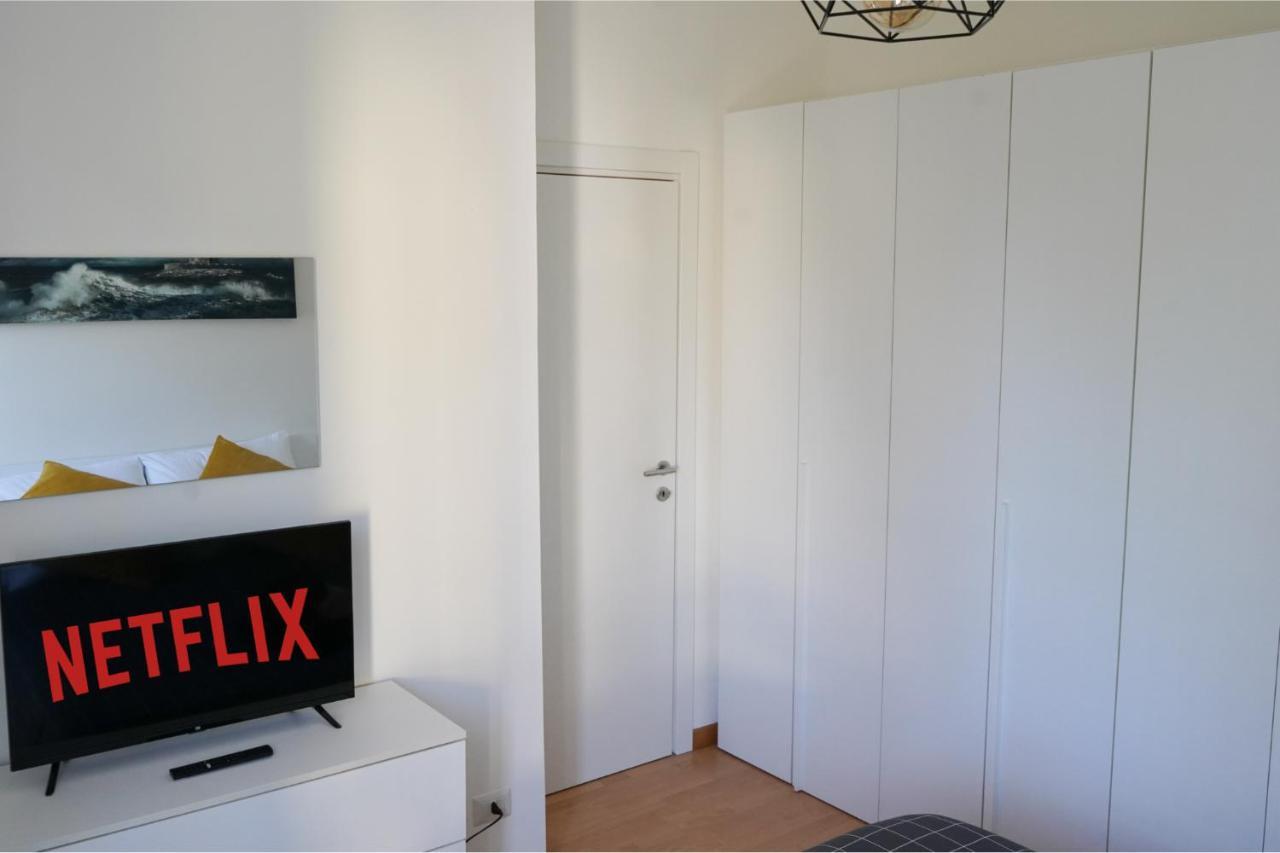 10 Min From The Airport-Wifi-Free Parking Apartment Samarate Exterior foto